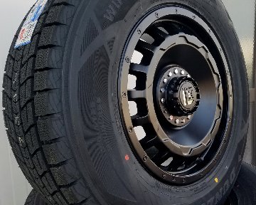 カローラクロス ヤリスクロス スタッドレスタイヤホイールセット 16インチ SwaGGer スワッガー ダンロップ SJ8+ 215/65R16 215/70R16 225/70R16の画像