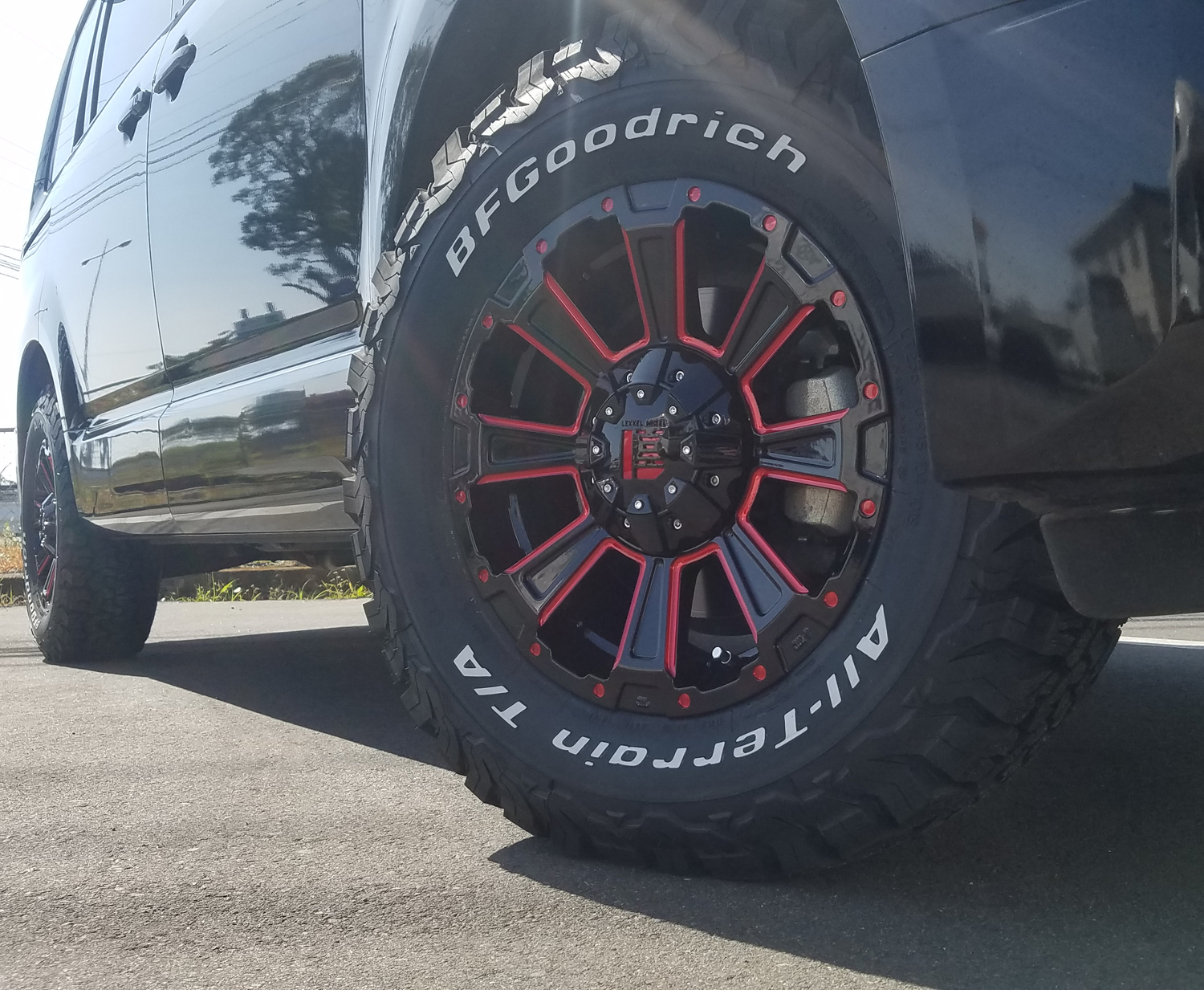 デリカD5 エクストレイル RAV4 スタッドレスタイヤホイールセット 16インチ DeathRock デスロック ヨコハマ アイスガード 215/65R16 215/70R16 225/70R16の画像