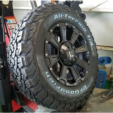 200系ハイエース レジアスエース タイヤホイールセット 16インチ DeathRock デスロック BF グッドリッチ オールテレン KO2 215/70R16 ホワイトレターの画像