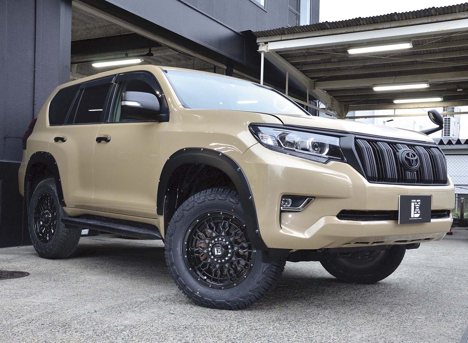 ハリアー CX8 RAV4 アウトランダー NX スタッドレスタイヤホイールセット 18インチ SAILUN WST2 235/55R18の画像