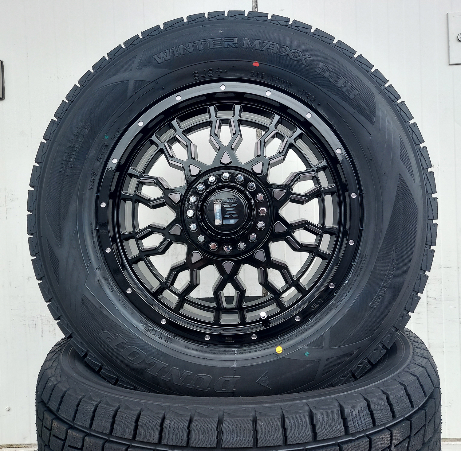 BENZ ベンツ ゲレンデ Gクラス W463 スタッドレスタイヤホイールセット 18インチ DUNLOP SJ8+ 265/60R18の画像