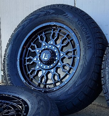 スタッドレス LEXXEL PreDator ランドクルーザー300系 ランクル300 YOKOHAMA アイスガード SUV G075 265/65R18 18インチの画像