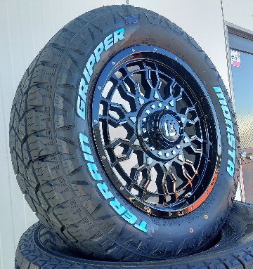 JL JK ラングラー 17インチ LEXXEL PreDator プレデター MONSTA TERRAINGRIPPER 285/70R17 265/70R17の画像