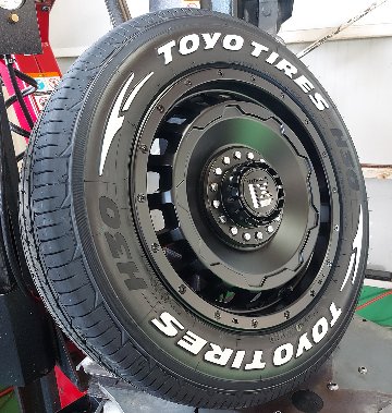 車検対応 キャラバン タイヤホイールセット 16インチ LEXXEL SwaGGer トーヨー H30 215/65R16 ホワイトレターの画像