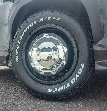 クロスロード ヤリスクロス タイヤホイールセット 16インチ SwaGGer TOYO OPENCONTRY AT EX 205/65R16 215/70R16 ホワイトレターの画像