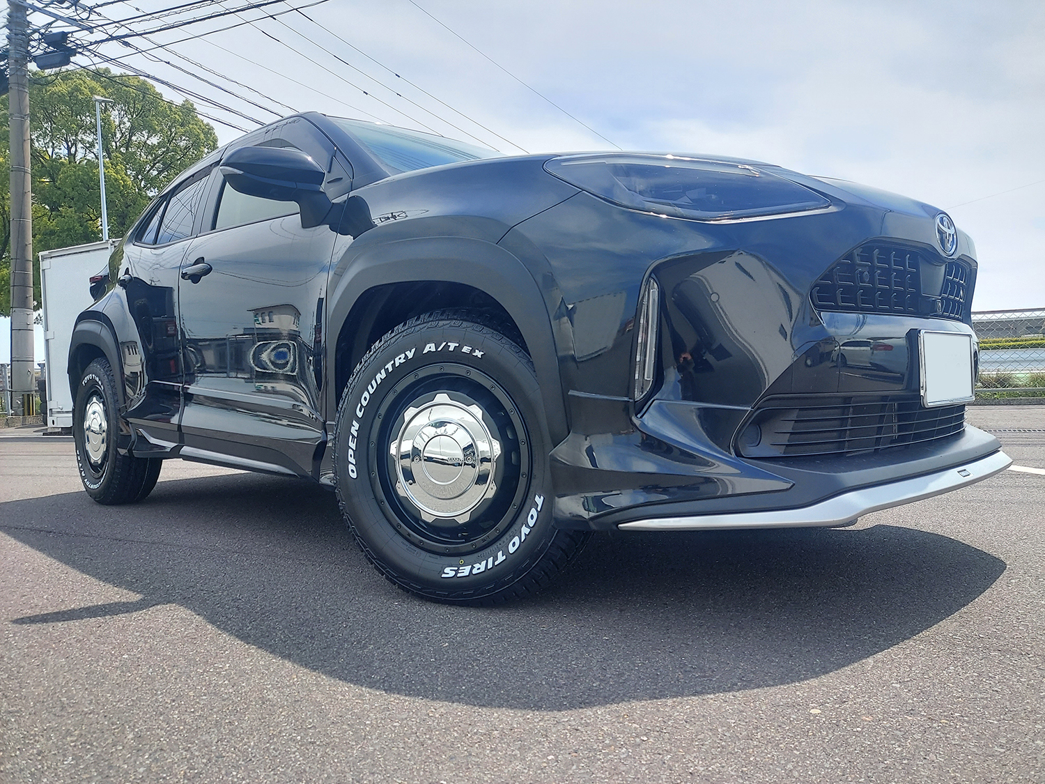 ヴェゼル プリウスα タイヤホイールセット 16インチ SwaGGer TOYO OPENCONTRY AT EX 205/65R16 215/70R16 ホワイトレターの画像