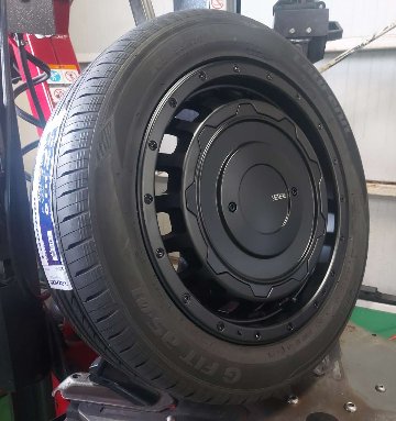 ヴェゼル ヤリスクロス クロスロード ヴァンガード LEXXEL SwaGGer 当社特選タイヤ 215/60R16 205/65R16 215/70 タイヤホイール 16インチの画像