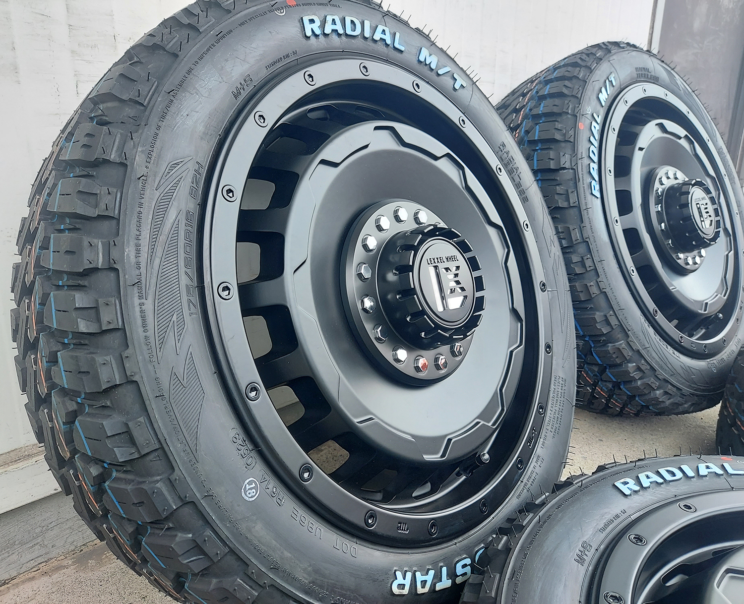 クロスビー LEXXEL SwaGGer MUDSTAR MT 175/60R16 タイヤホイール 16インチ ホワイトレターの画像