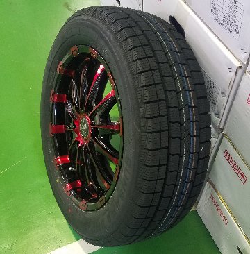 車検対応 200系ハイエース レジアスエース スタッドレスタイヤホイールセット 17インチ ナンカン SNC-1 215/60R17 LTの画像